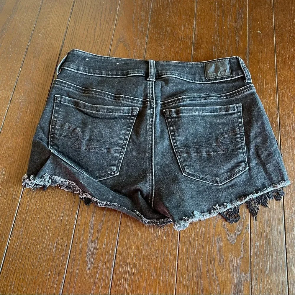 American Eagle Hi-Rise Shortie Size 4 - Picture 4 of 7